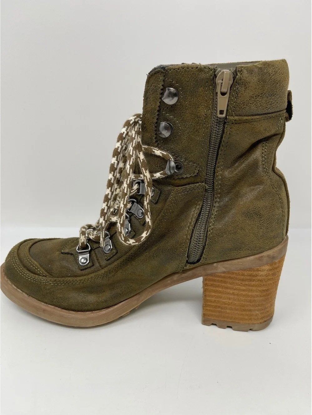 Carlos Santana Womens 7.5 Olive Green Lace Up Block Heel Ankle Hiking Boots